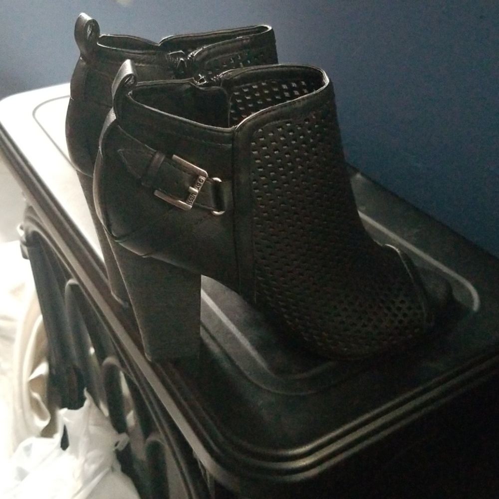 G by guess open toe heels